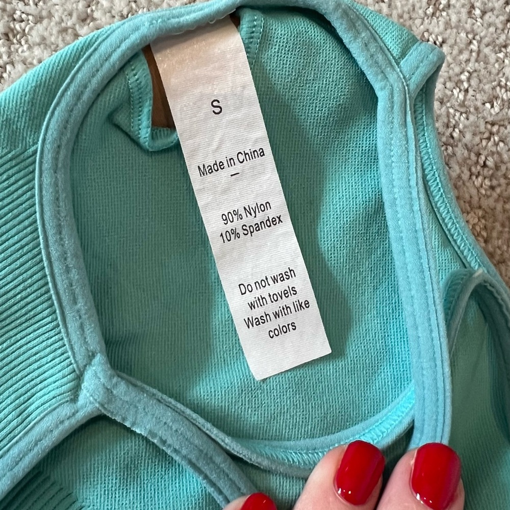 Seamless Aqua Teal Bralette and High-Waist Shorts Set - Picture 3 of 4